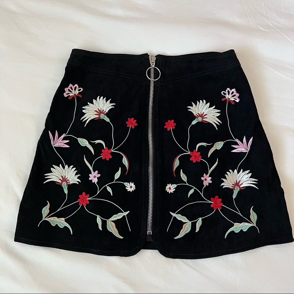 ZARA suede sip up floral embroidered high waisted skirt